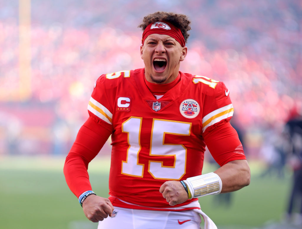 Patrick Mahomes and the Chiefs host the Dolphins on Saturday night.