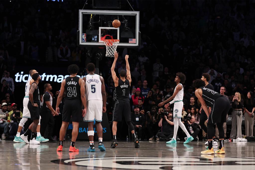 Mikal Bridges missed two free throws that would've tied the game for the Nets.