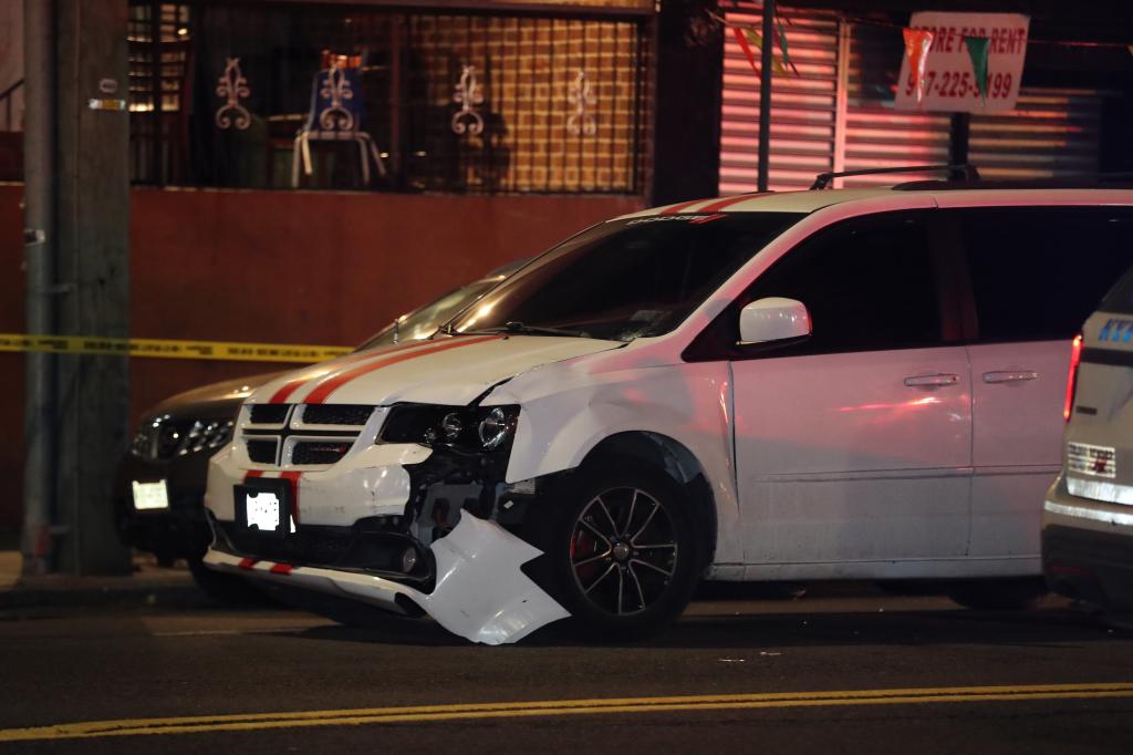 Serious accident with one fatality at Glenwood Road and E. 105th St. in Brooklyn. A white van with front end damage remained at the scene.