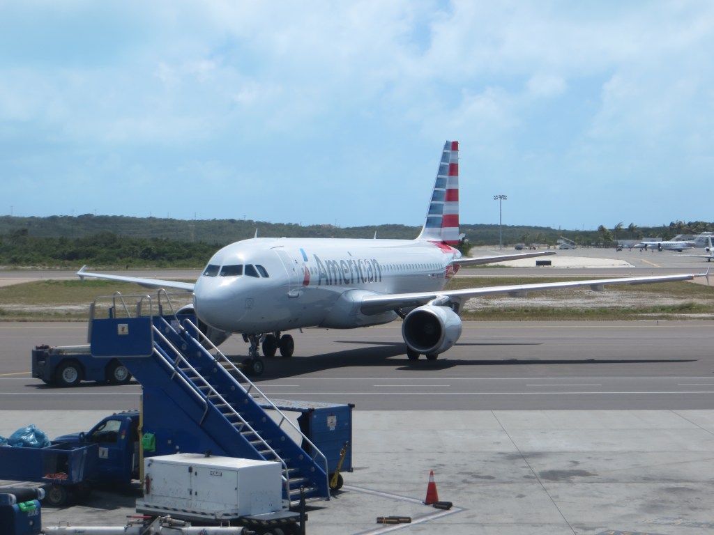 American Airlines plane