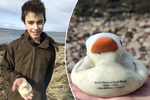 A rubber duck that escaped a failed world record attempt nearly 18 years ago in Ireland has been found by a Scottish teen more than 400 miles away.