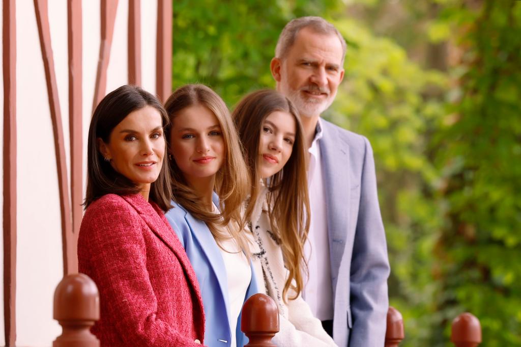 Queen Letizia, Princess Leonor, Infanta Sofia and King Felipe pose for photos.