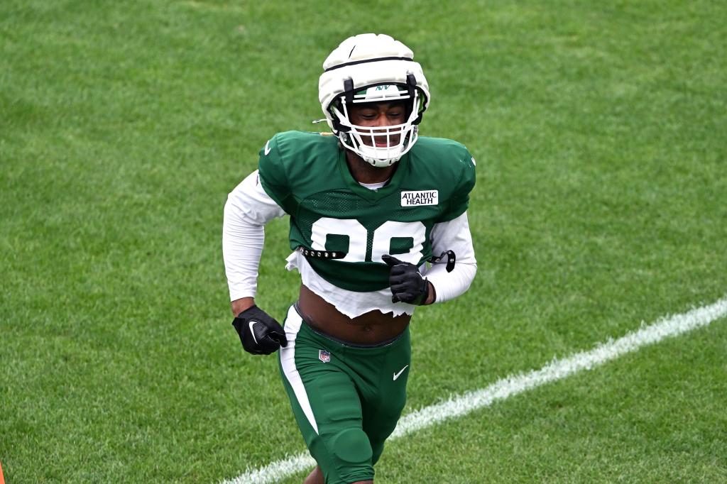 Will McDonald runs during practice at training camp in Florham Park, NJ.