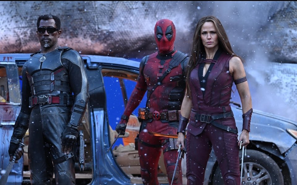 Wesley Snipes as Blade, Ryan Reynolds as Deadpool, Jennifer Garner as Elektra