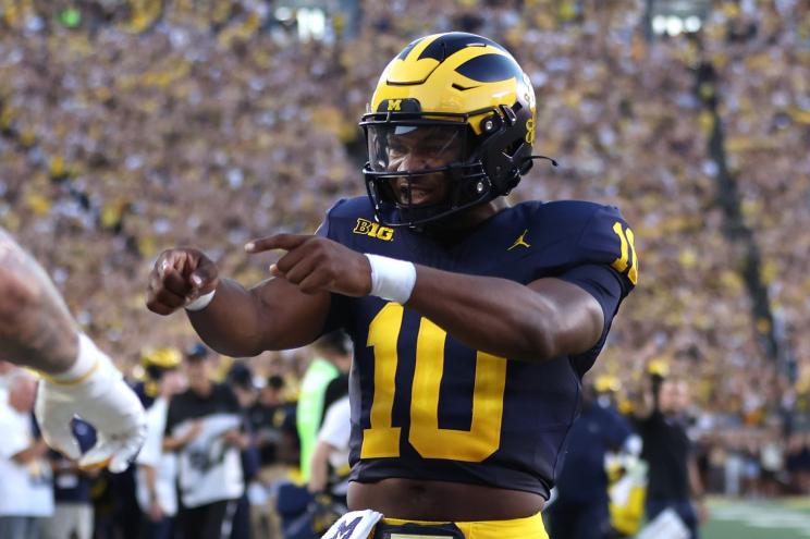 Alex Orji will take snaps under center for Michigan.