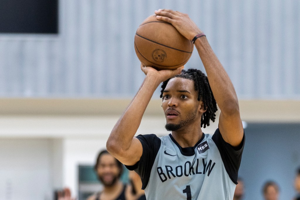 Ziaire Williams takes a shot during a recent Nets' practice.