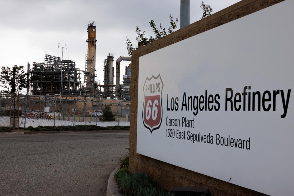 The Phillips 66 Carson refinery is shown after the company said it will shut its large Los Angeles-area oil refinery late next year, delivering a blow to California's fuel supply, in Carson, California, U.S., October 17, 2024.