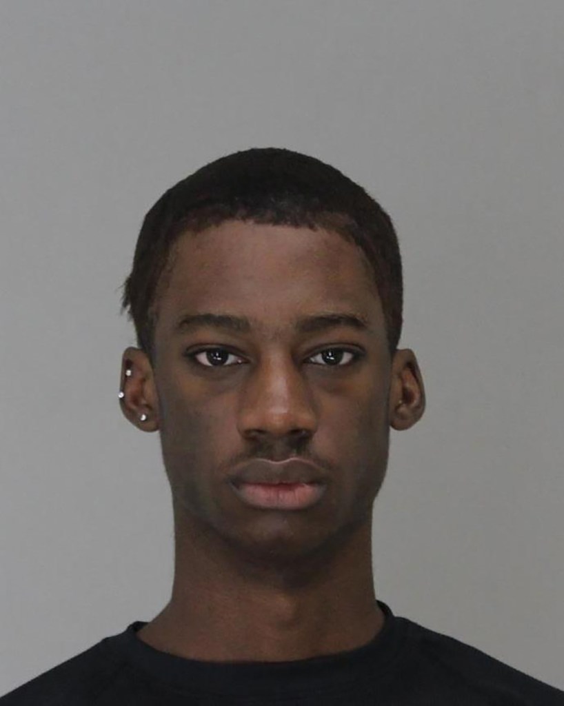 Terryon Ishmael Thomas booking photo.