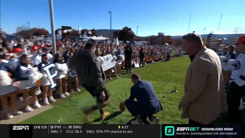 Jason Kelce kicks his first attempt on College GameDay on Saturday, Nov. 2.