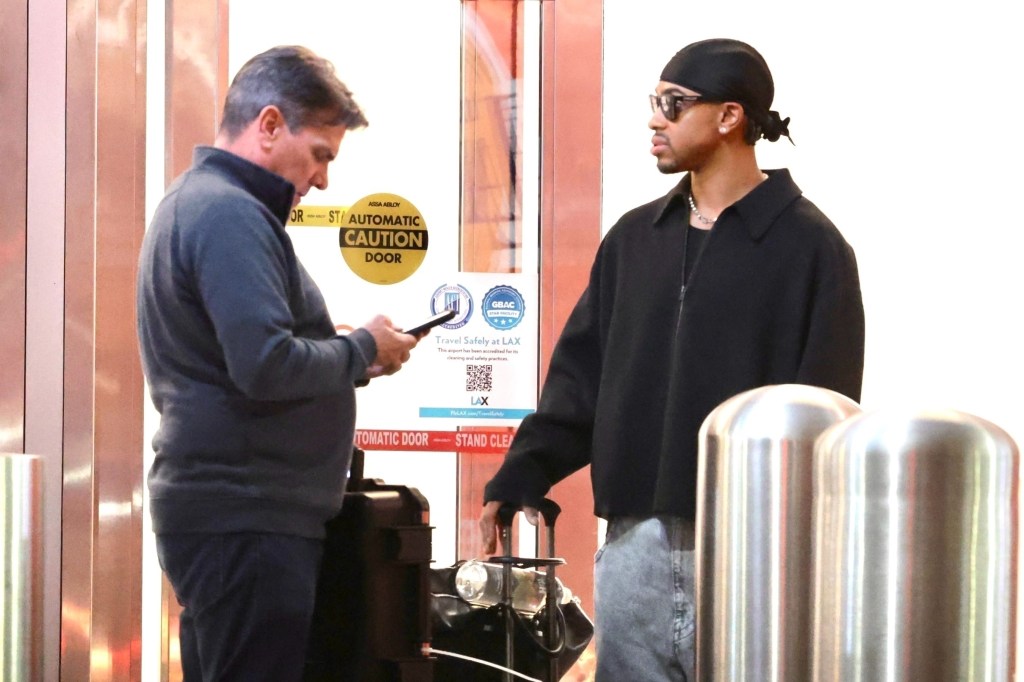 Francisco Lindor arrives in LA.