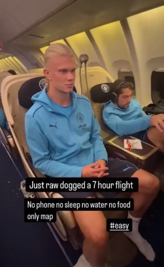 Manchester City footballer Erling Haaland joined in on the "rawdogging" trend.