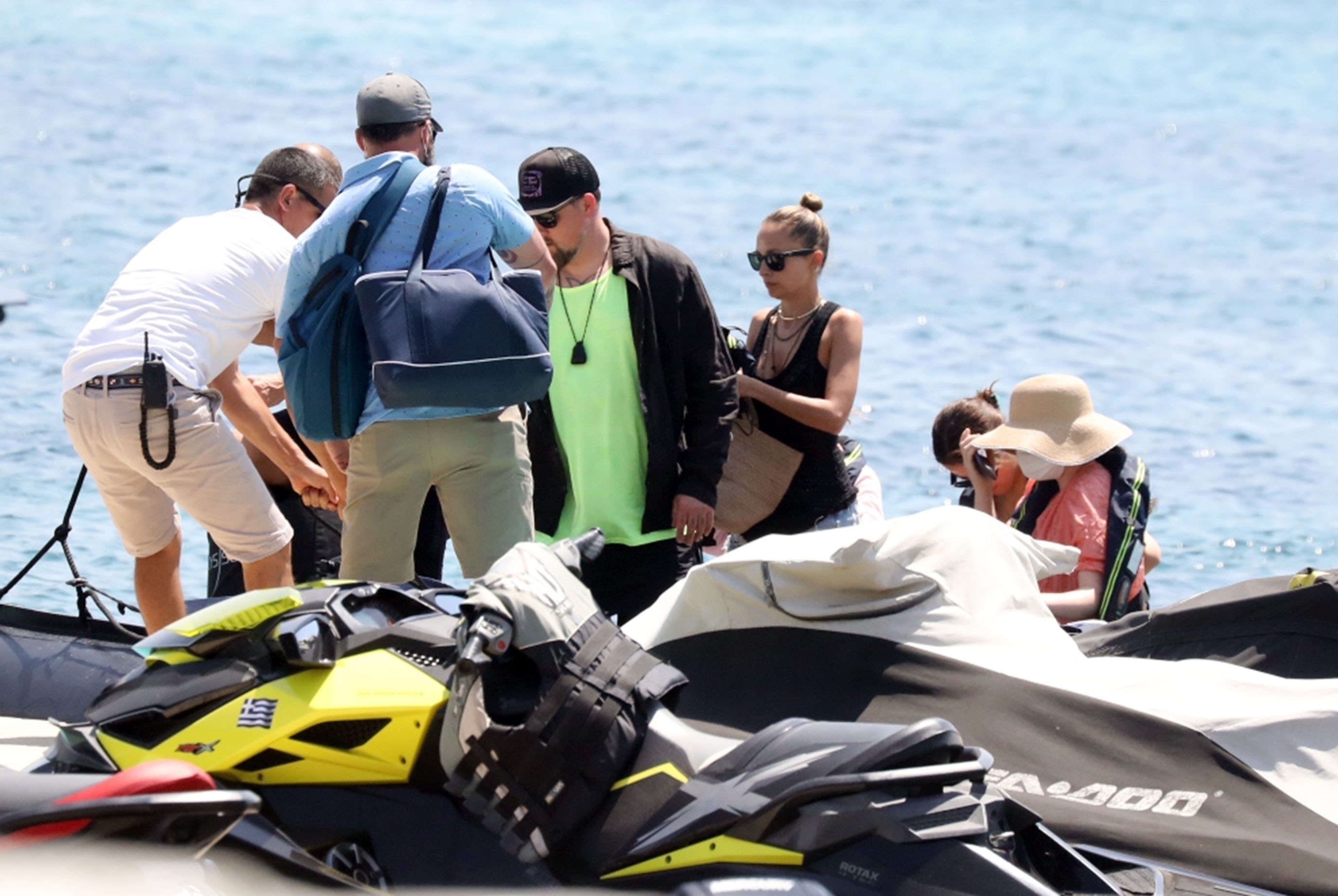 Nicole Richie, Joel Madden and friends on a boat.