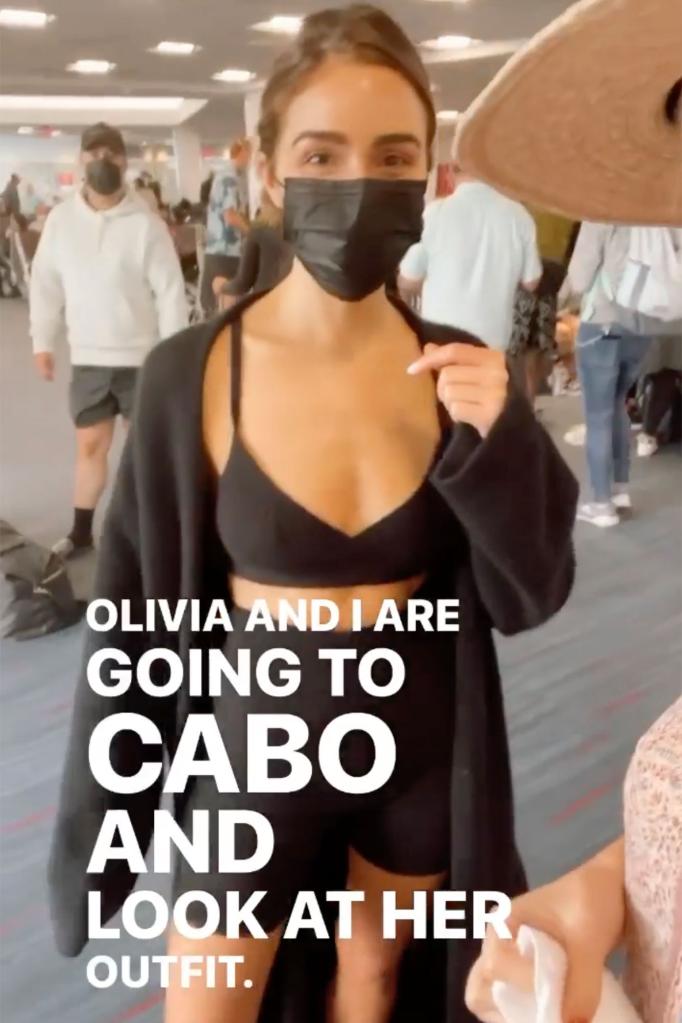 Olivia Culpo's first choice of a flight outfit.