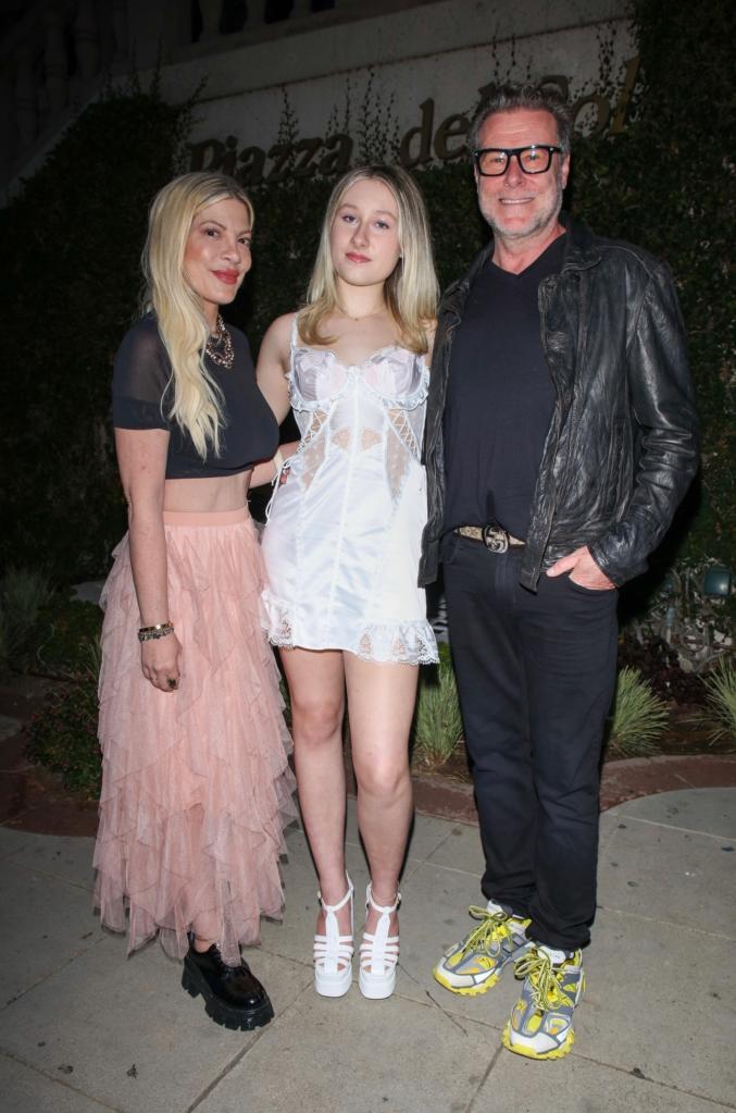 Dean McDermott, Tori Spelling and daughter Stella