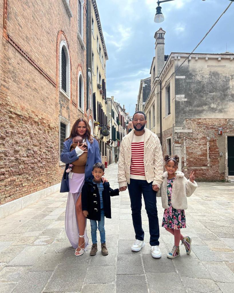 Chrissy Teigen and john Legend with their kids in Italy. 