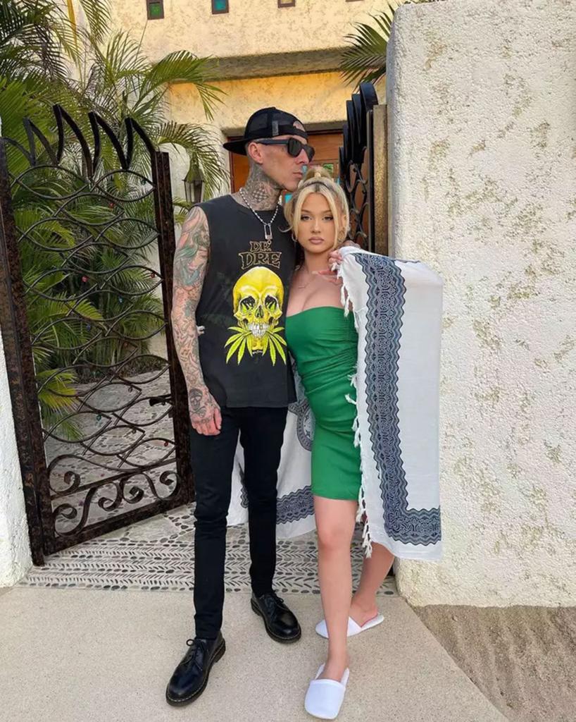 Alabama Barker with her dad Travis Barker. 