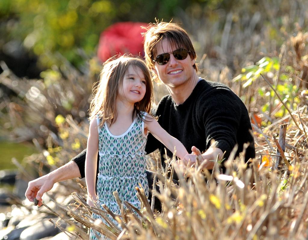 Tom Cruise and Suri Cruise in 2009. 