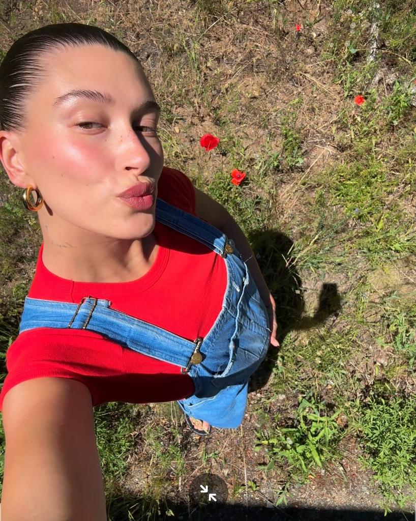 Hailey Bieber