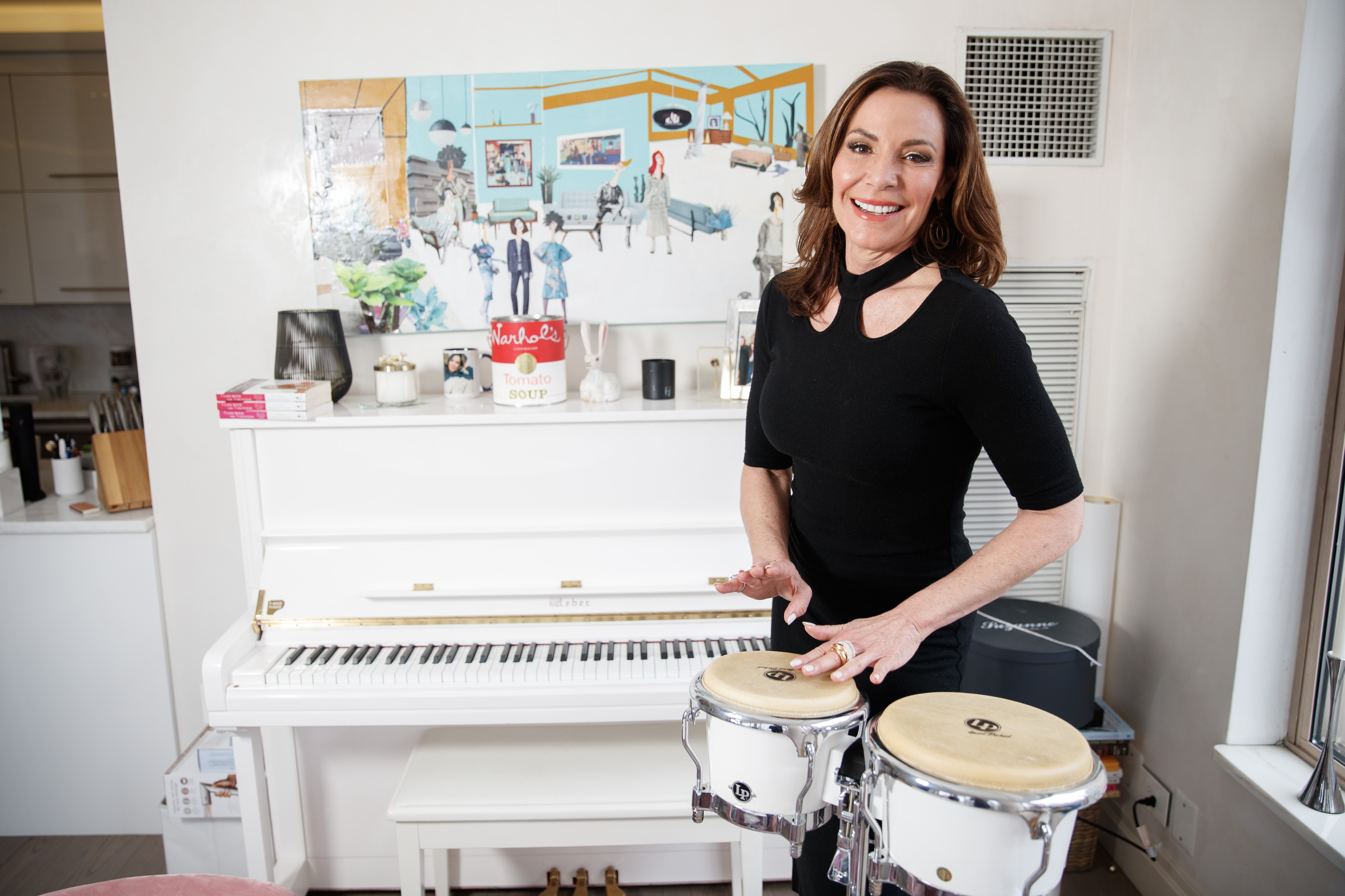 Luann de Lesseps with bongos