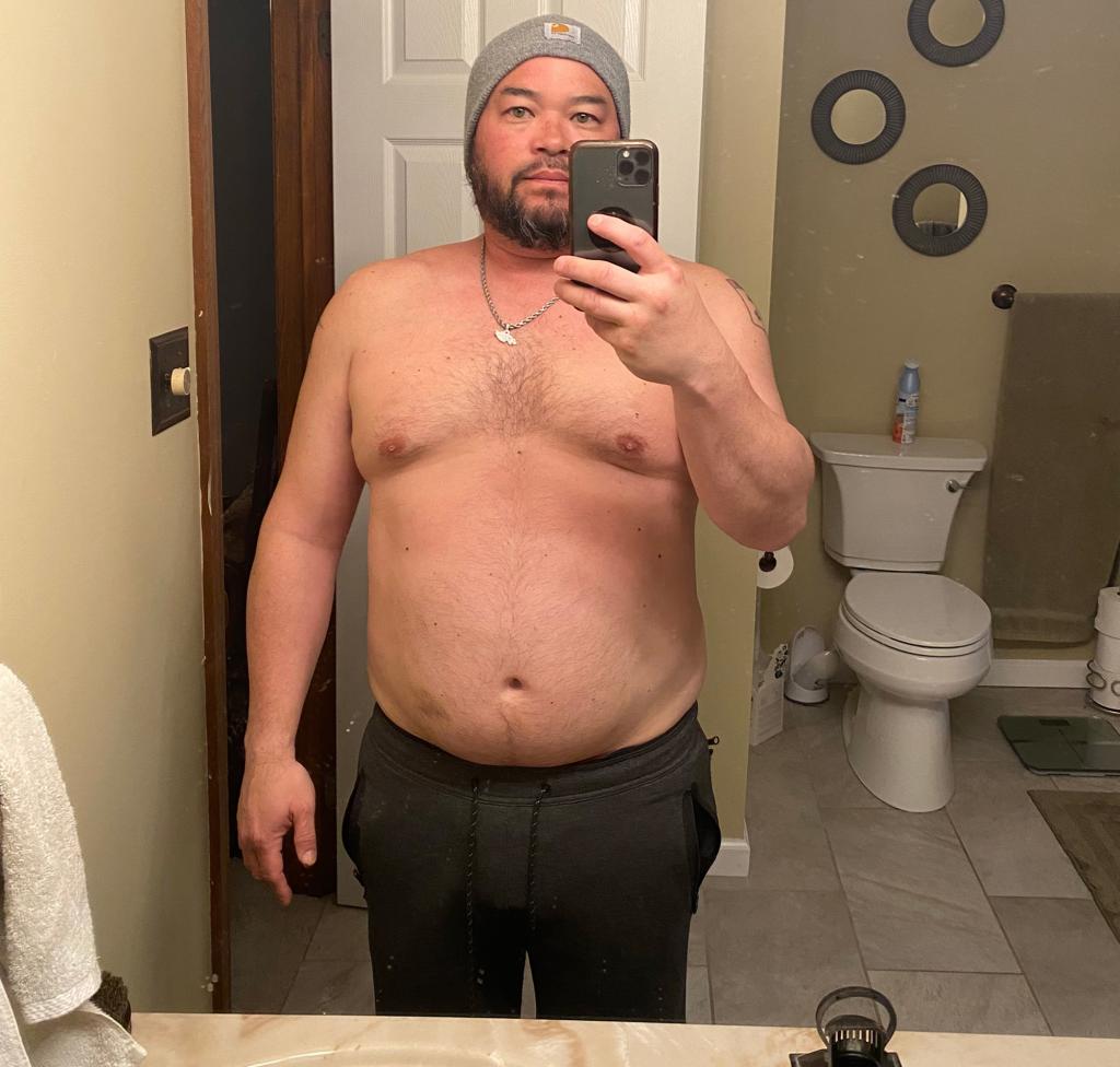 shirtless jon gosselin appearing heavier before weight loss