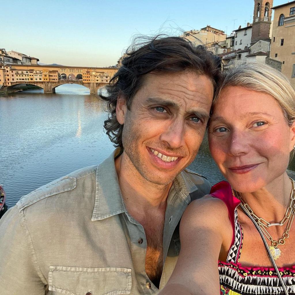 Brad Falchuk and Gwyneth Paltrow in Instagram selfie