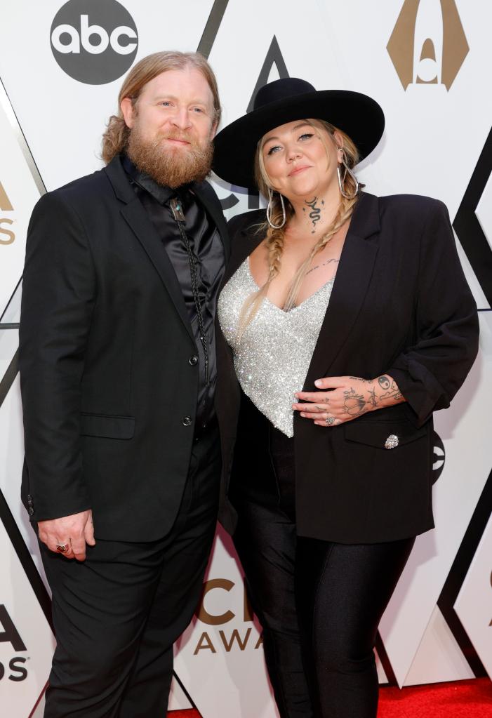 Dan Tooker and Elle King at November 2021 CMA Awards