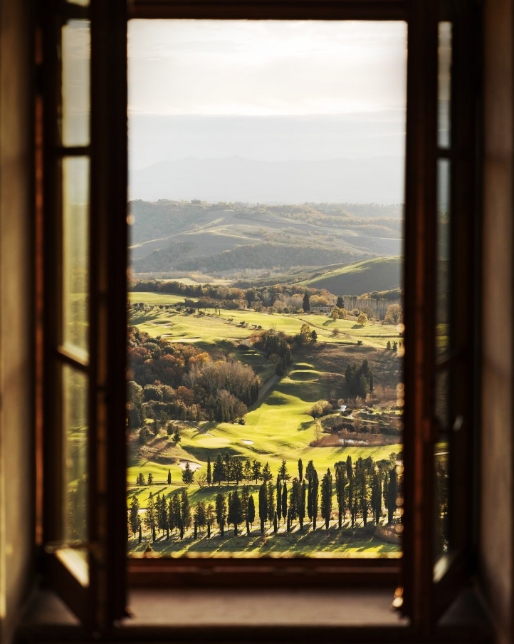 The Tuscan landscape as seen from Rakxa Wellness Castelfalfi.