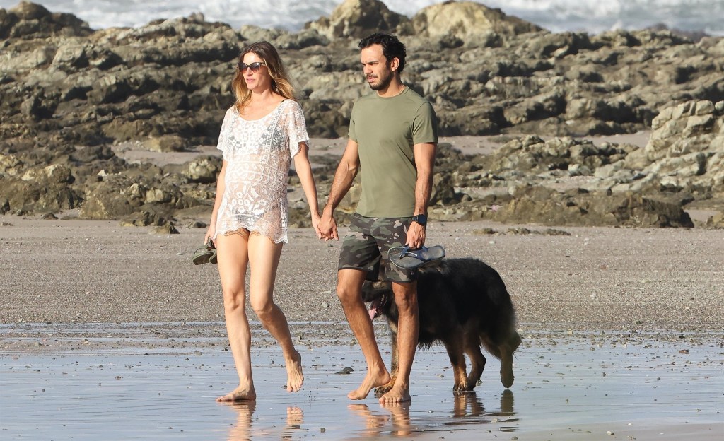 Gisele Bündchen and Joaquim Valente on the beach in Santa Teresa, Costa Rica on Nov. 28. 