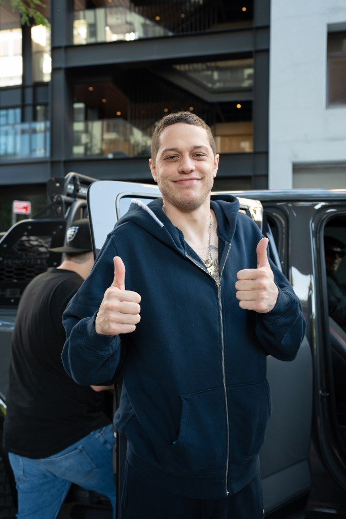 Pete Davidson giving a thumbs up.