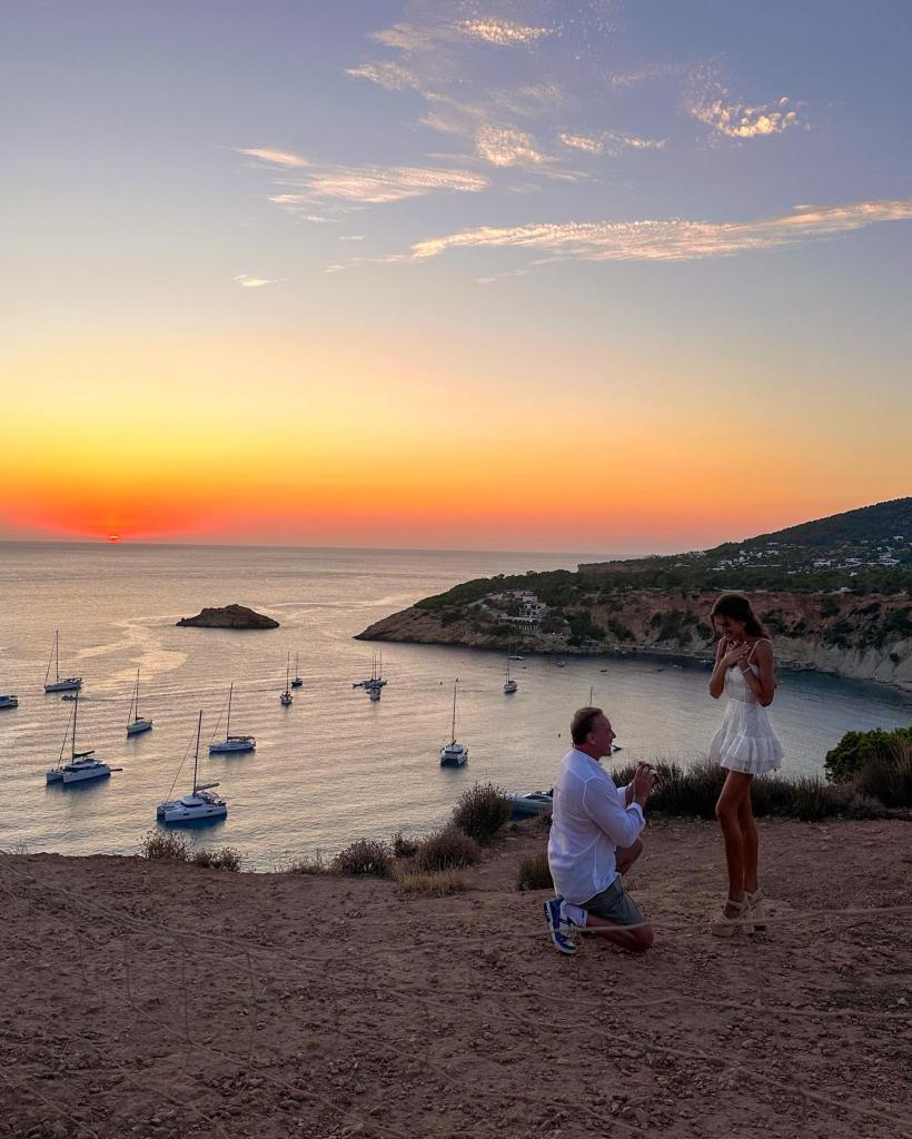 Lenny Hochstein proposing to Katharina Mazepa in July 2023