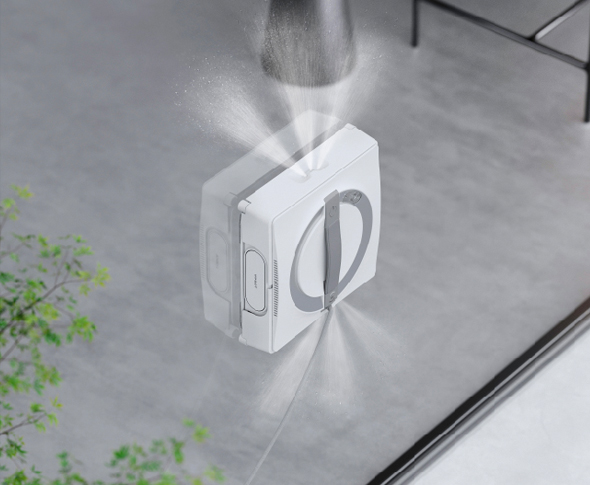 Technologie d’atomisation par pulvérisation grand-angle à trois buses entièrement améliorée avec serpillière humide pour le nettoyage des vitres.