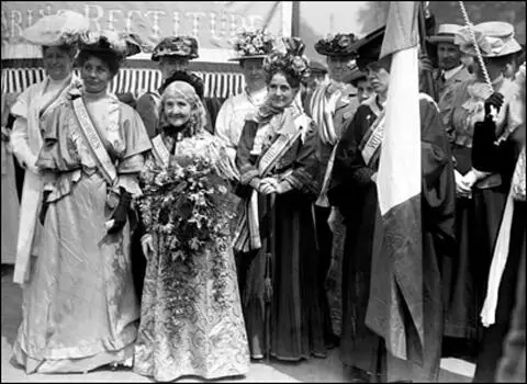 Emmeline Pankhurst and Elizabeth Wolstenholme Elmy (1908)