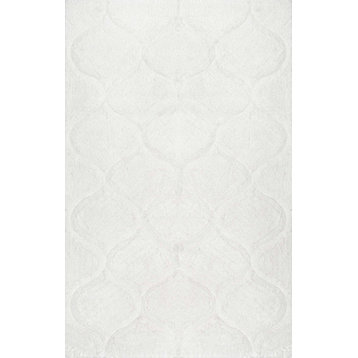Nuloom Handmade Trellis Soft and Plush Solid Shag Rug, White 5'x8'