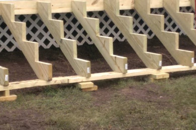 Deck - traditional deck idea in Grand Rapids