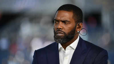 Randy Moss reacts with 3 words as Vikings and Justin Jefferson unite to pay tribute to the Pro Football Hall of Famer