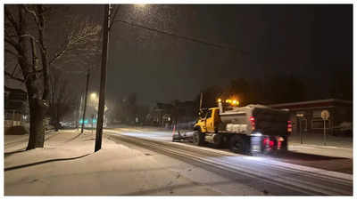 Severe winter storm disrupts Midwest, 70 million under weather alerts across US