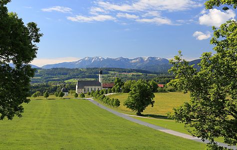 St. Marinus und Anian, Wilparting (Irschenberg), Bavaria, as seen from the north