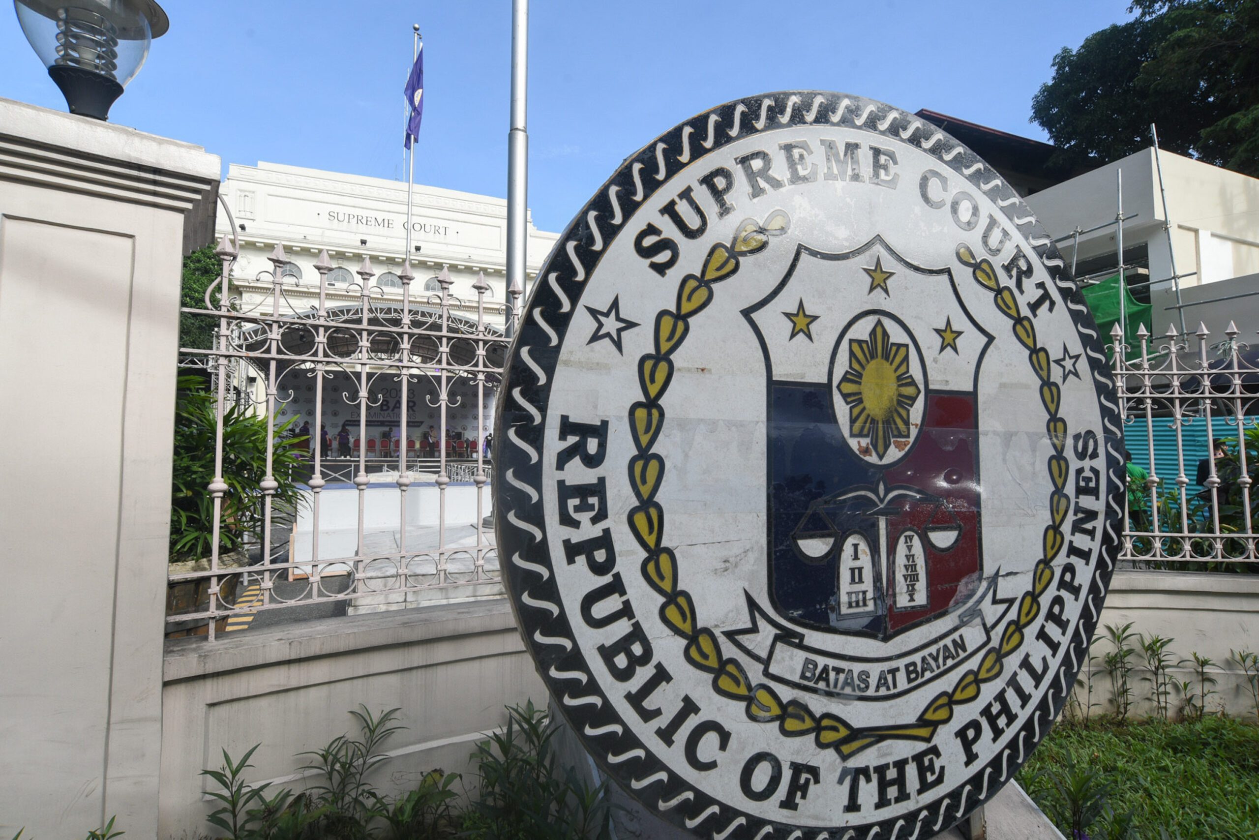 Fishers file petition at SC vs Manila Bay seabed quarrying, reclamation