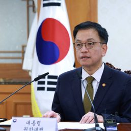 Air crash tests South Korea’s acting president 2 days into the job