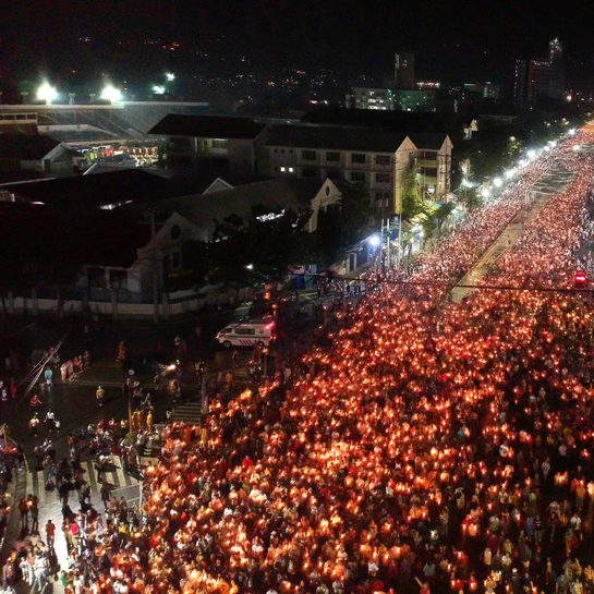 WATCH: Penitential Walk with Jesus procession in Cebu