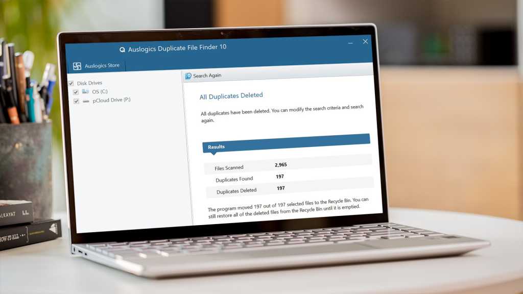 Auslogics Duplicate File Finder on a Windows laptop