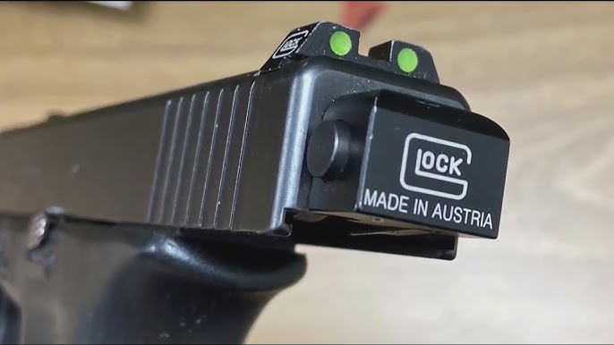 A Glock switch attached to a Glock handgun. Photo via WGN-TV