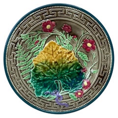 19th Century Majolica Leaves and Pink Flowers Plate Choisy Le Roi