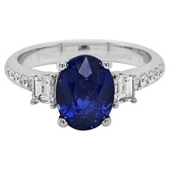 2.96 Carats Sapphire and Diamond White Gold Ring