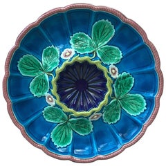 English Majolica Strawberry Plate Worcester, circa 1875