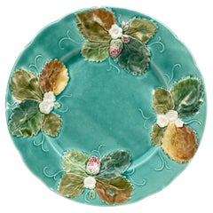 French Majolica Strawberries Plate Luneville, circa 1880