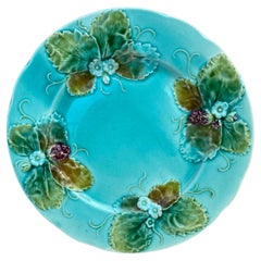 French Majolica Strawberries Plate Luneville, circa 1880