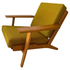 Hans Wegner GE-290 Lounge Chair