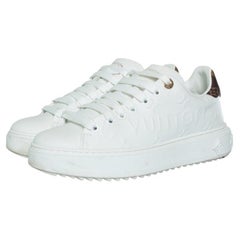 Louis Vuitton, time out sneakers in white