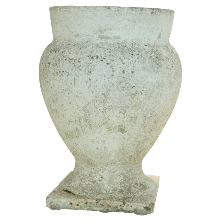 Urn in the style of Willy Guhl, 1960